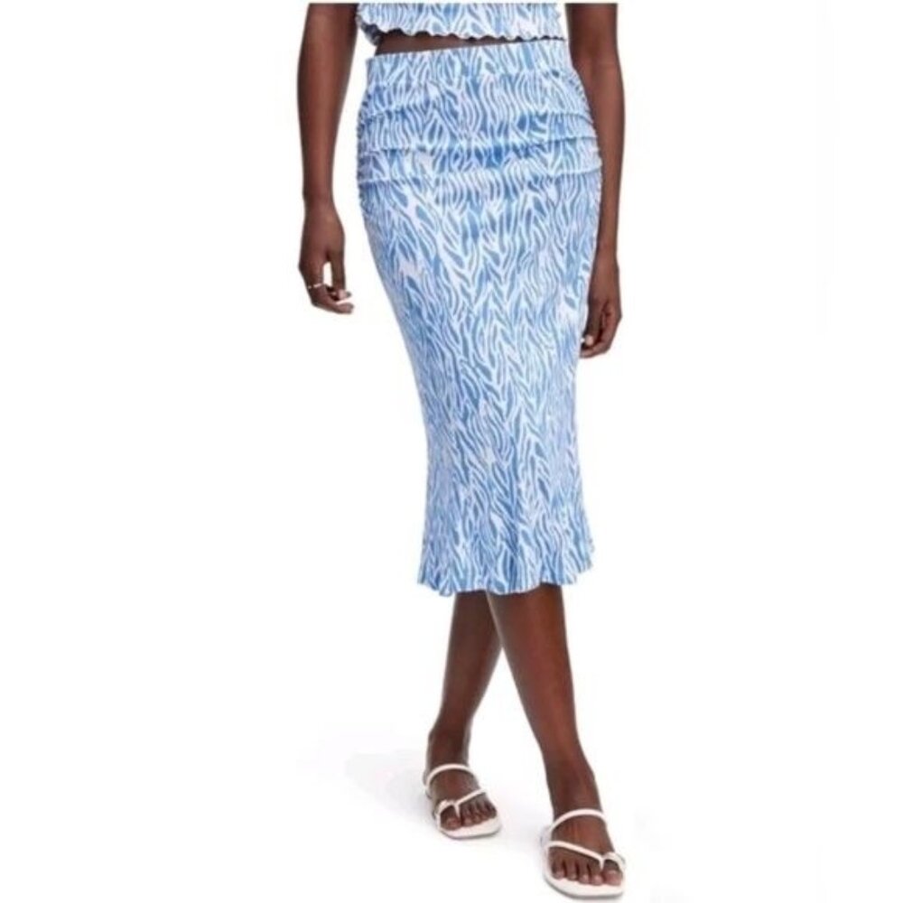 Diane Von Furstenberg Blue And White Zebra Print Midi Skirt size Medium